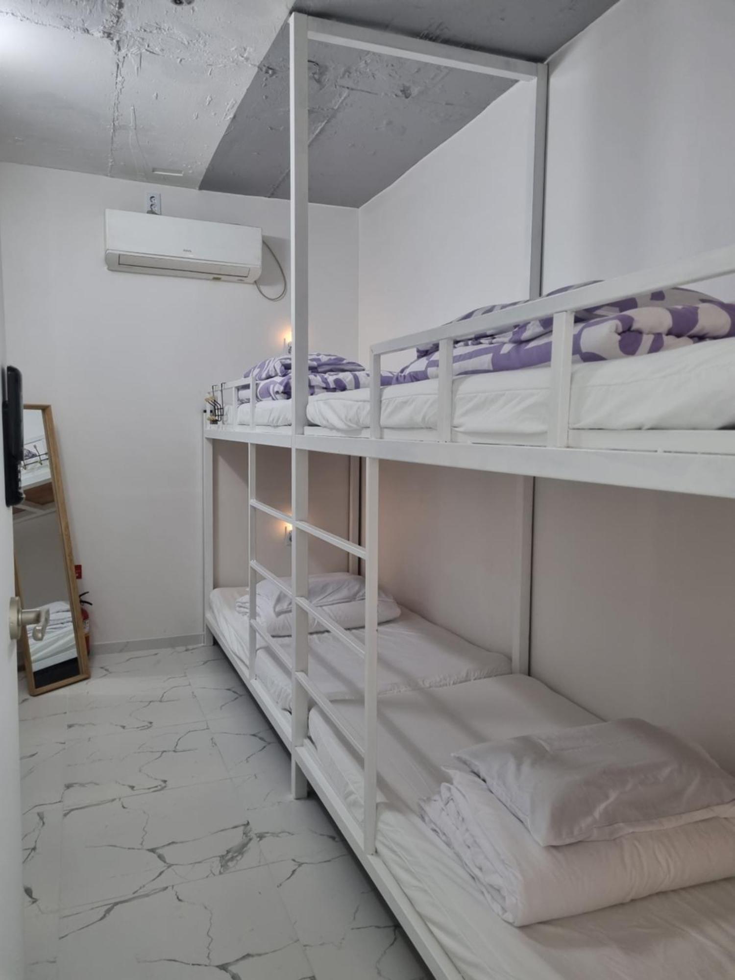 Sinami Hostel Гангнеунг Екстериор снимка